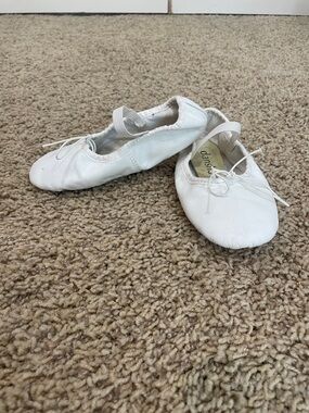 Danshuz White Girls' Ballet Slippers - Classic Dance Shoe